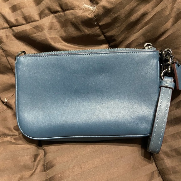 Coach Blue leather zip wristlet. - Picture 2 of 3